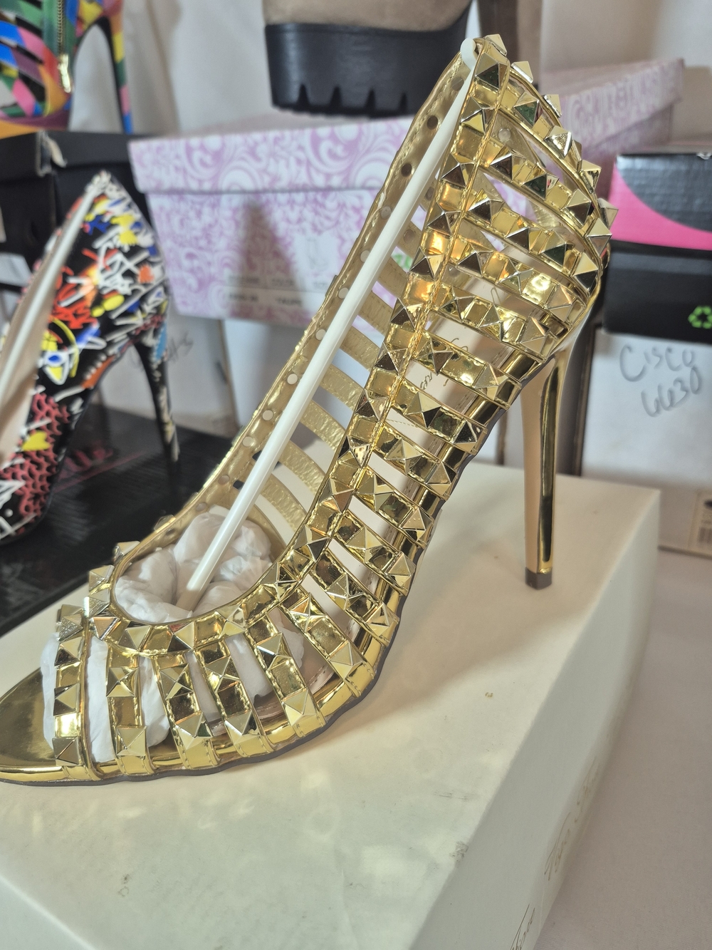 Vigo Fiore Gold Metallic Strappy High Heel Pump - Women - Picture 3 of 6
